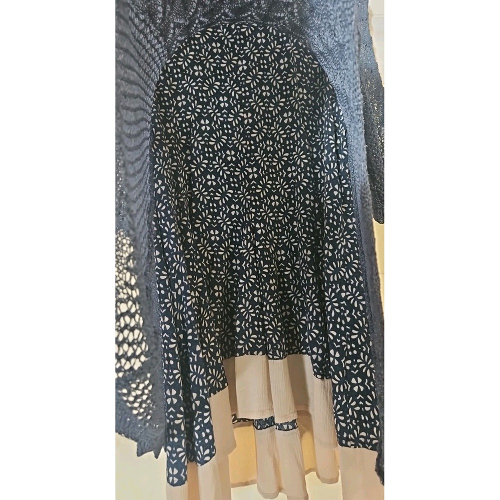 Navy Crochet Layered Women's Top with Cream Lining - Picture 5 of 9